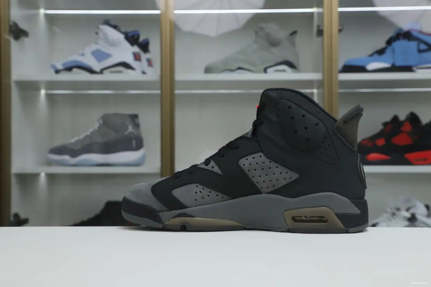 GREY' JORDAN RETRO AIR X Kimikick SAINT-GERMAIN 'IRON 6 PARIS 0603